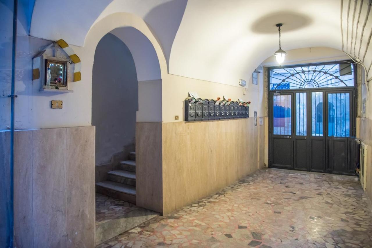 S- Naples Loft With Balcony In The Historic Center Διαμέρισμα Εξωτερικό φωτογραφία